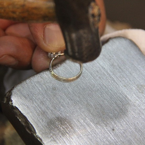 화이트골드 링 모바일